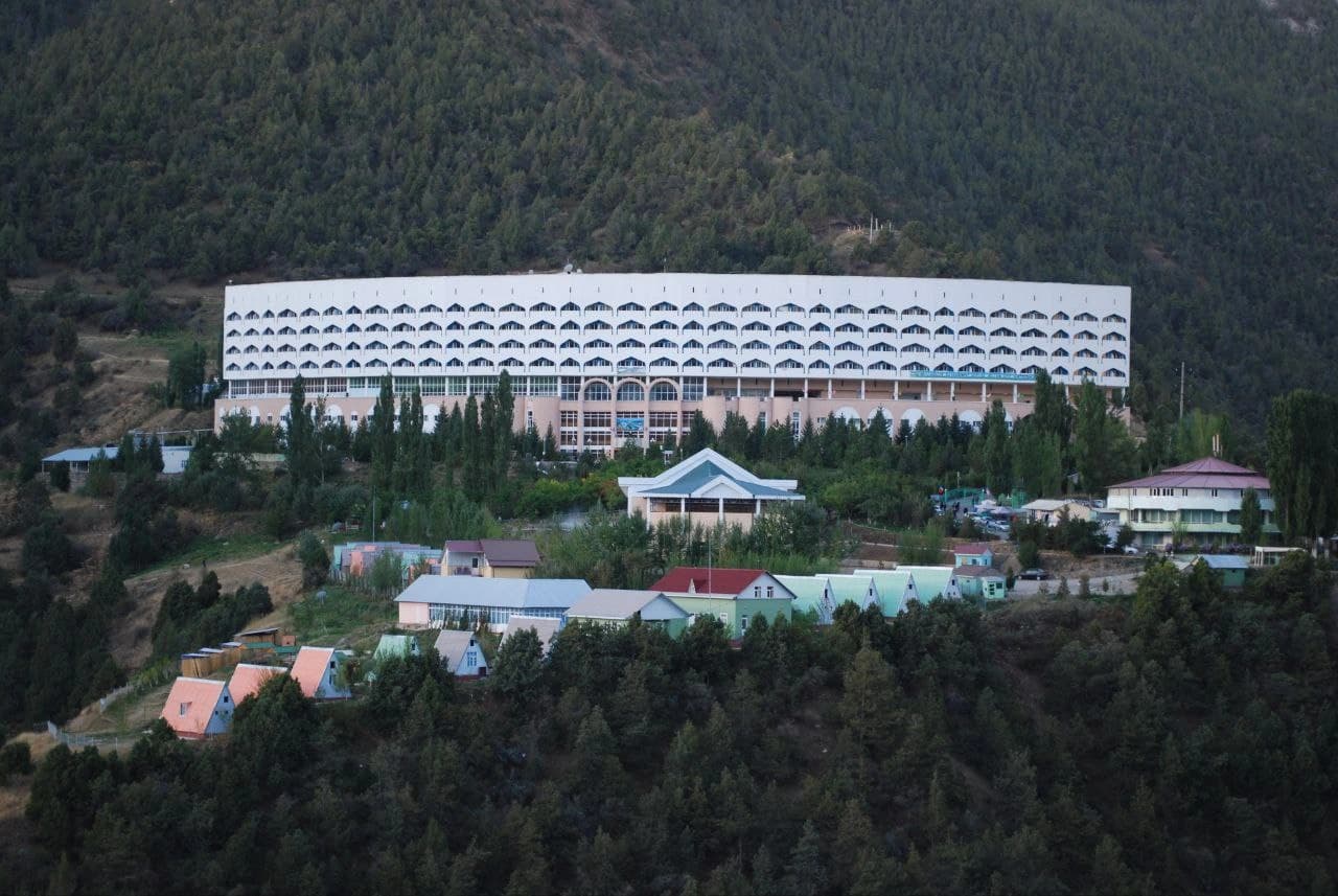 🌿 Zomin Sanatorium — A Health and Leisure Retreat in the Mountains