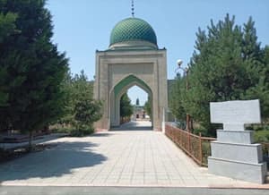 Святое место (зияратгох) Хазиний